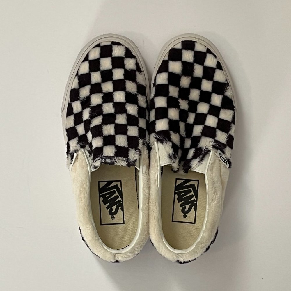 Vans - Fuzzy Sherpa Checkerboard Slip-Ons - Women's 5
